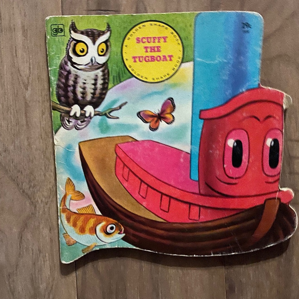 Vintage (1972) "Scuffy the Tugboat" Paperback Book